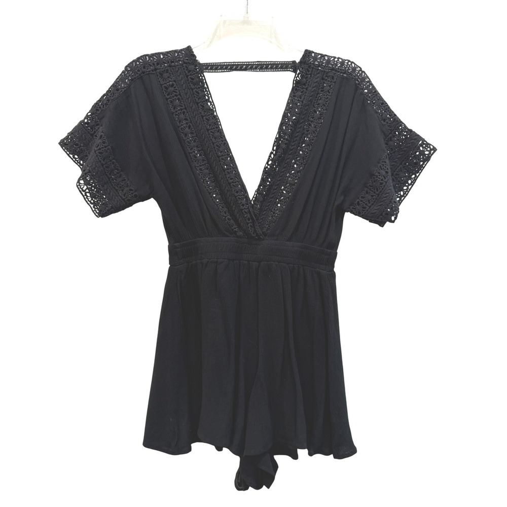 Forever 21 Contemporary Black Crochet Lace Trim V-Neck Romper‎ XS Boho Summer